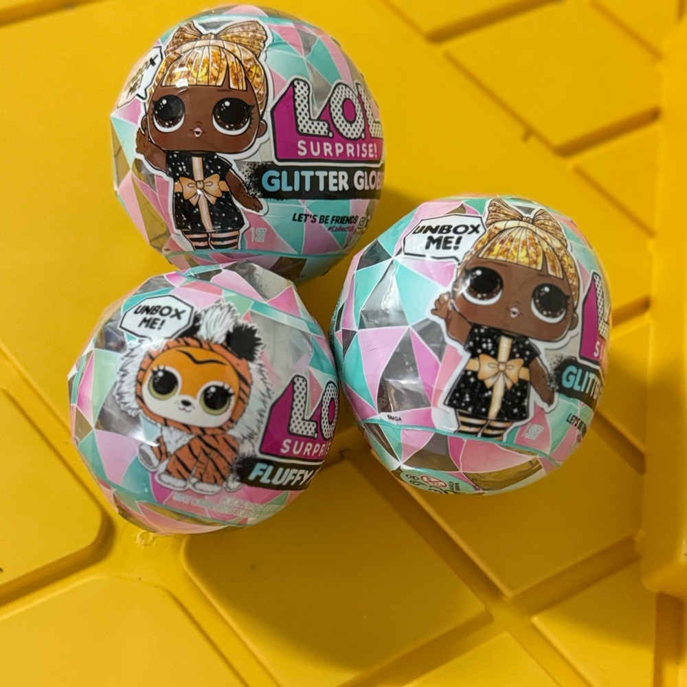 L.O.L. Surprise! Glitter Globe Dolls - Pink and Gold